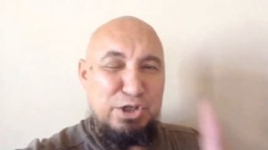 2022г мой первый Конракт в Спецназе Ахмат. Получил ранение головы. Лежу в госпитале мне позвонил ком