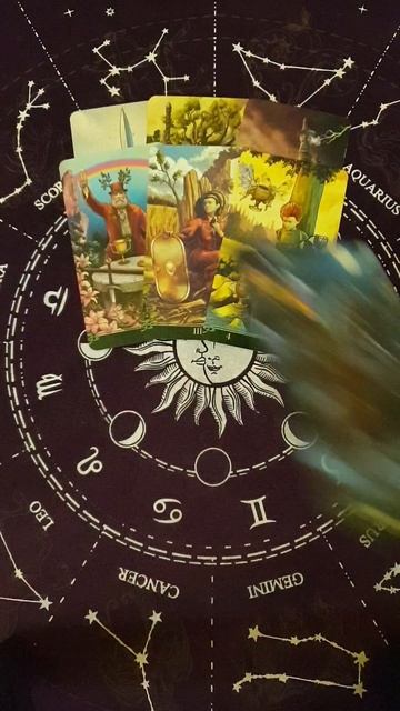 ❗ДО КОНЦА ВЕСНЫ❗ЧТО ЖДКТ ВАШУ ПАРУ❓#гаданиенамужчину #тароонлайн #гаданиенабудущее