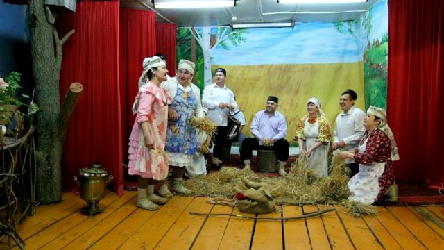 Фольклор коллективлар район Фестиваленә чыгыш. Ю.Мәтәскә авыл клубы