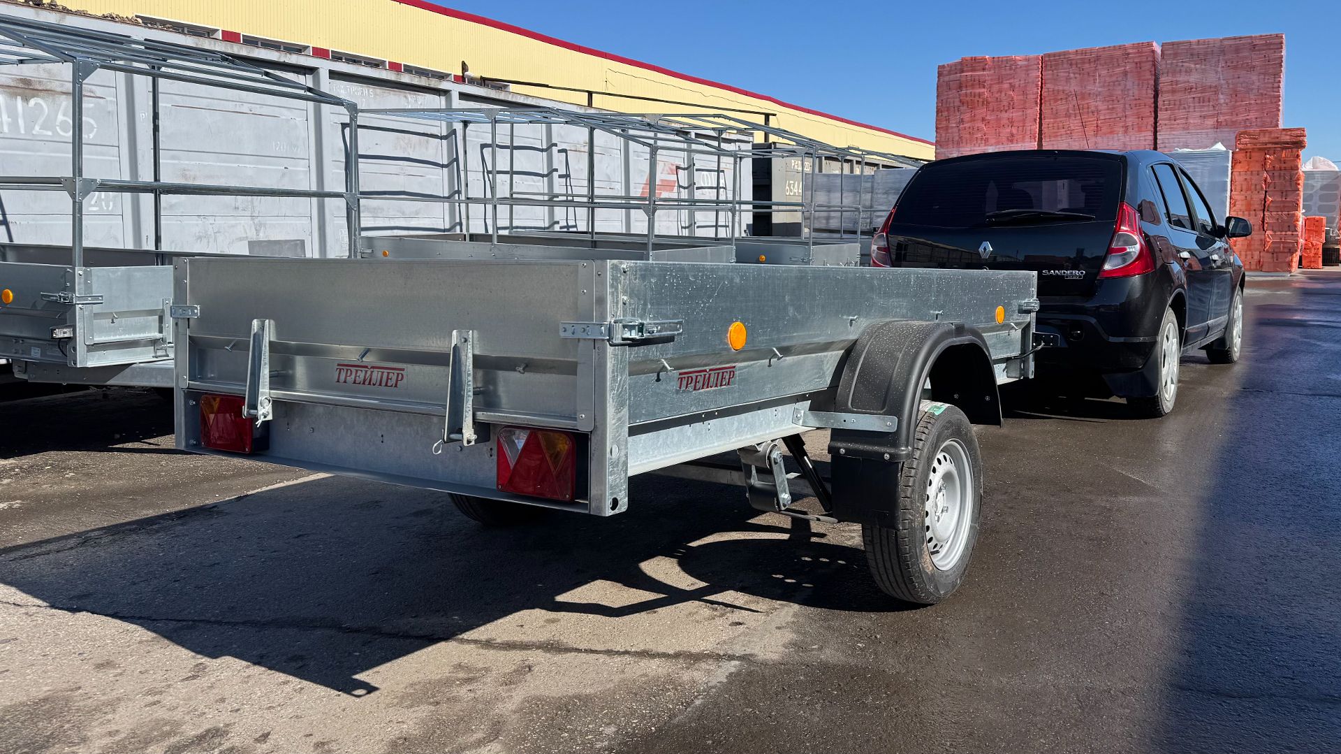 Отгрузка одноосного прицепа ПРОРАБ 2,6*1,3 в сцепке с Рено Сандеро! Трейлер-Чеб