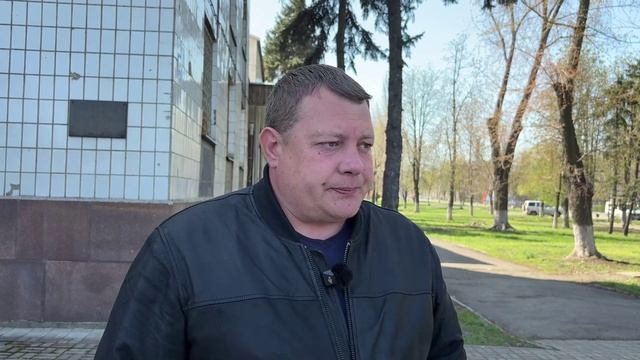 При поддержке Сахалинской области началось возведение спортивного стадиона на территории школы № 11