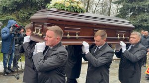 Алексей Пиманов - захоронение легендарного телеведущего на Троекуровском кладбище. 27 апреля 2026