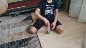 сегодня мы делаем ватер флип челлендж я не умею писать