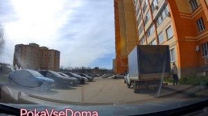 Город живёт своими ритмами, а мы просто часть его движения