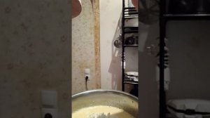 Готовлю творожную запеканку .mp4