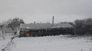 27 апреля 2026г. Мои теплицы после ночной метели.