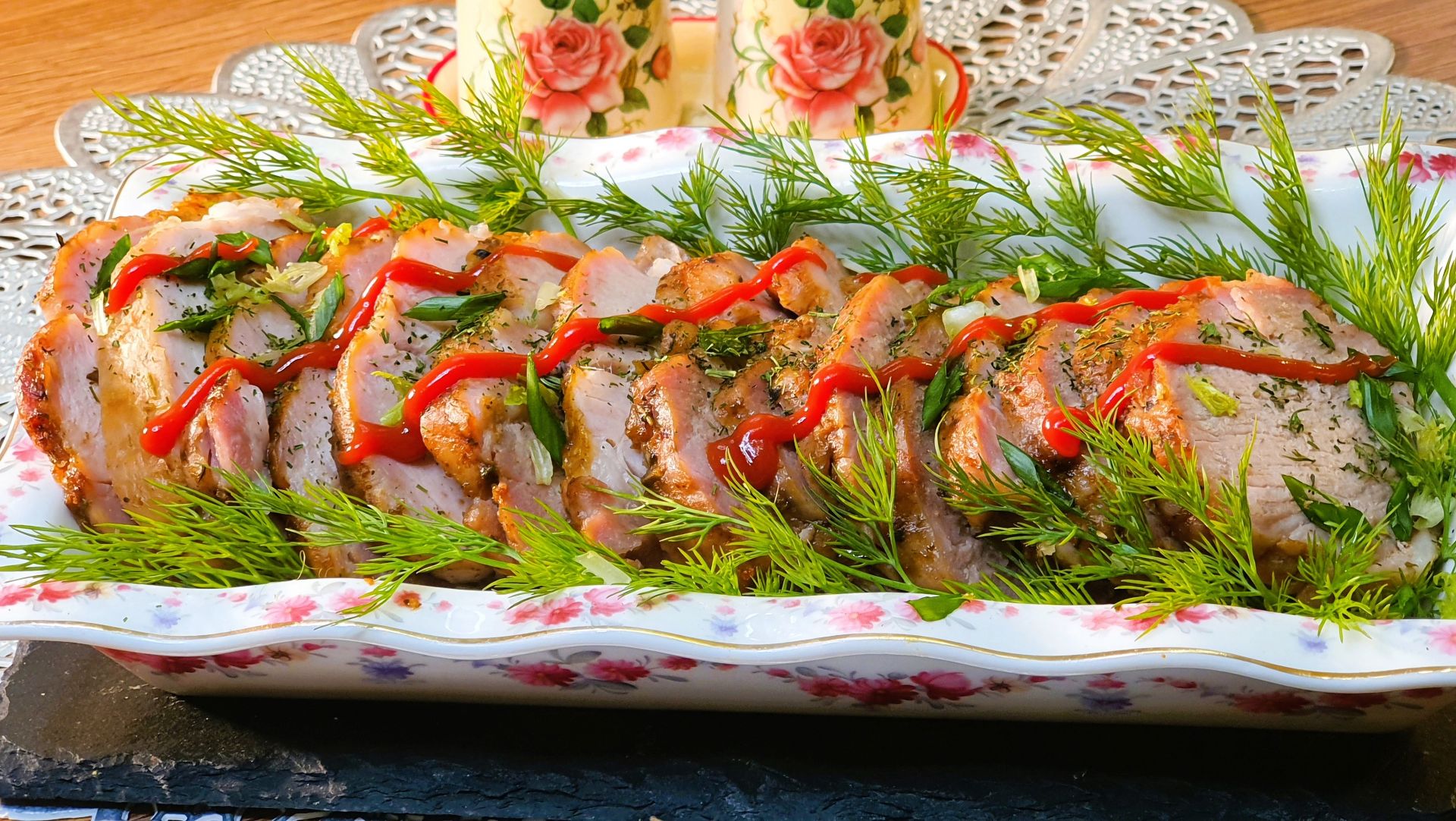 Мясо запечённое в пергаменте