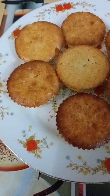 Домашние нежные творожные кексы готовы.