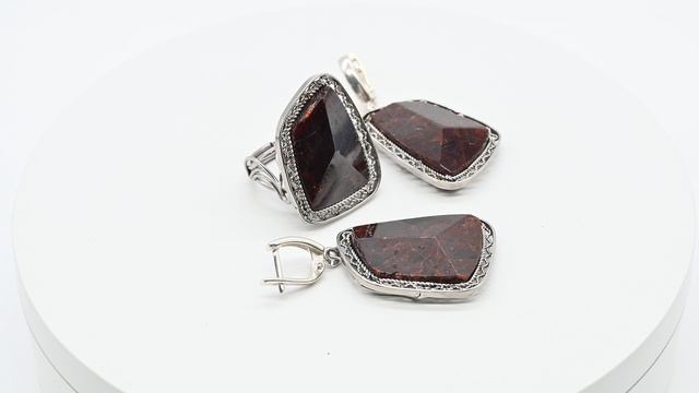 Кольцо и серьги с гранатом альмандин, размер-18,5 ни110005