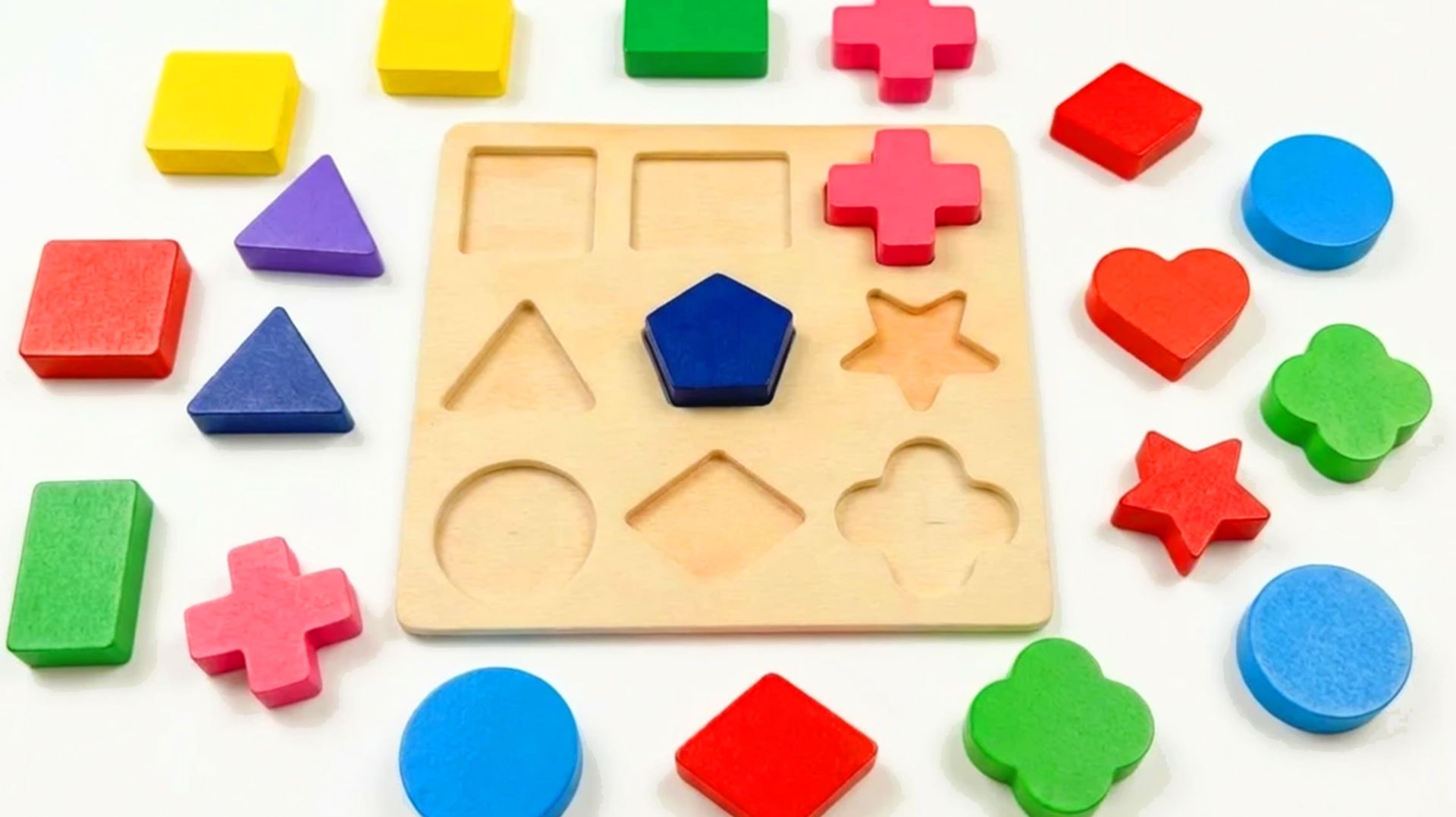 Учим Геометрические Фигуры - Видео для малышей