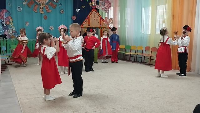 25692_2-01 Фрагмент мероприятия Фольклорный праздник в детском саду смотреть онлайн