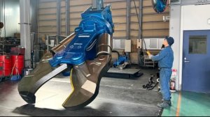 Удивительная промышленность Японии,  создание различных инструментов производства.