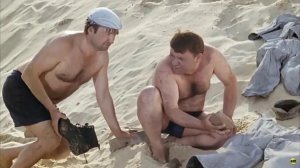 «Джентельмены удачи» (1971) Какой хороший цемент, не отмывается совсем...