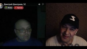 «А почему у вас бейсболка задом наперед?»