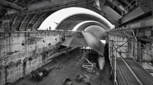 Sea shadow IX-529. Корабль-невидимка, секретный проект США, который прятали внутри баржи.