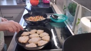 На обед шницель с тушёными овощами!Домашняя еда Кухня Рецепты  #еда