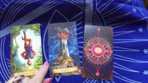 Что именно в его мыслях, и зачем он туда возвращается?
#психология # мысли  #тарознают #карты