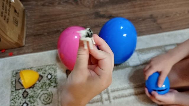 показываю коллекцию монстриксов. и распаковка в конце.