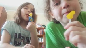 пробуем разные сладости играем оэсмр