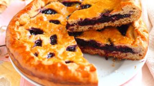 Рецепт дрожжевого пирога с вареньем из Советской книги. Готовим пирог «Московский»