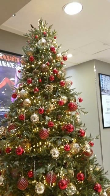 Новогодние дни красоты космецевтического бренда Ladoleay! Благодарим наших партнеров за сотрудничест