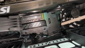 Типичная Заводская ошибка сборщика Geometric Future Model 5. Замятие пина PWM в вентиляторе Model 5.