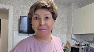 Жду гостей,гоняю пыль..