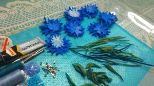 Брошь «Василёк»: мастер-класс Светланы Кравченко