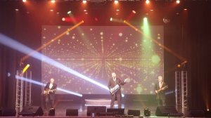 Летящей походкой - ВИА «Стожары»