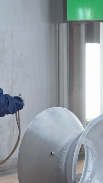 Окрасочная линия для снегоболотоходов «Бурлак» #спкгрупп #покраска #бурлак