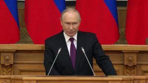 В. Путин о небывалых попытках расколоть общество и о его защите, суть которой не только в барьерах.
