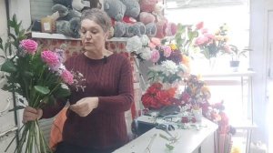 НЕ ЗНАЮ ЧТО ЛУЧШЕ 🤔: БИТЬ МОРДУ 😲ИЛИ ДЕЛАТЬ БУКЕТ💐.МОРДУ БУДЕМ БИТЬ ПОТОМ💯,Я ВИНА ХОЧУ 😃☀️☀️☀️