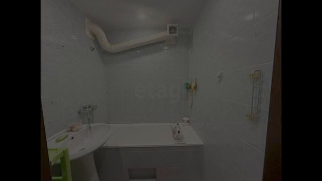 Продаётся 4-комнатная квартира, улица Ленина, 246, Ставрополь