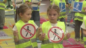 Стали водителями «Камазов» и подготовили модный показ