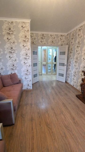 lv_0_20260427222350.mp4