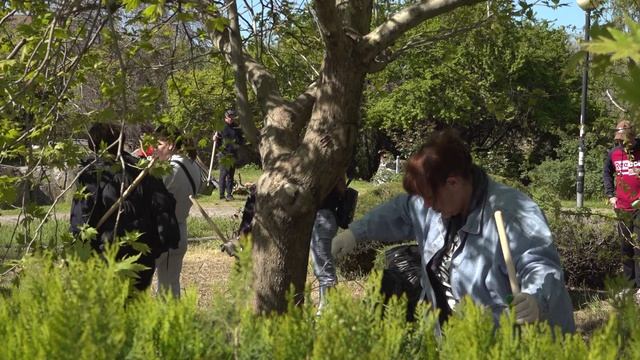 Весенний порядок: Анапа продолжает серию субботников