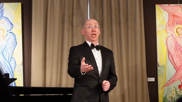 Руфат Низамов исполняет романс Рахманинова «Вчера мы встретились». Фортепиано — Вячеслав Ронжин