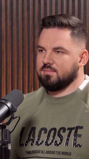 ОСНОВНАЯ МЕЧТА ЭТО ОЛИМПИАДА, В ИДЕАЛЕ ВЫИГРАТЬ Дима Лызик #shorts #лицаволейбола #волейбол #podcast