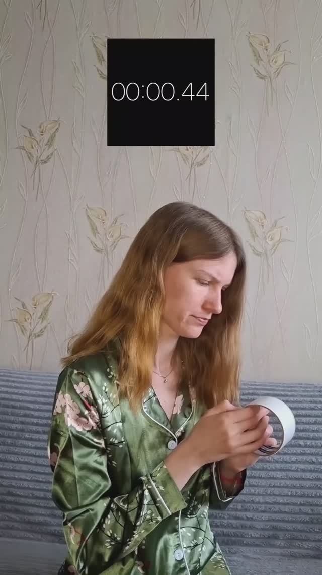 Ты умеешь собирать кубик Рубика?)