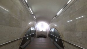 Звенигород - Москва электричка Метро в Москве Автобус до рынка  Южные ворота
