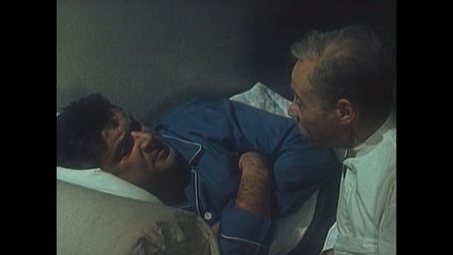 Голос у неё резкий, неподходящий! Фрагменты из фильма 