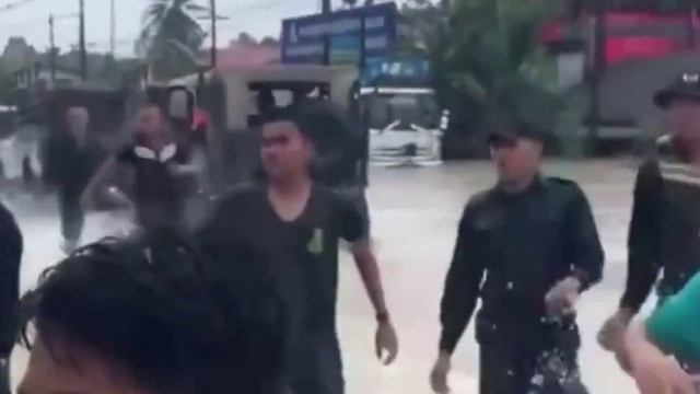 Наводнение в тайской провинции Наратхиват, 27 декабря 2023.