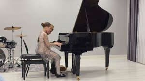 А.Новиков «Смуглянка» - фортепиано в 4 руки. Исполняют Магиева Вера и Магиев Егор..mp4