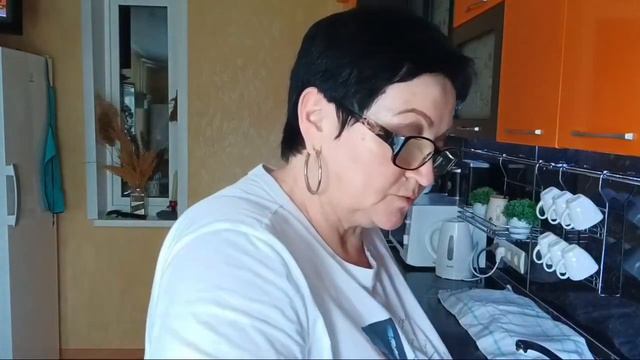 ЖИЗНЬ В СЕЛЕ: /ЖДУ ДЕТЕЙ ИСПЕКЛА ПИРОГ СО ЩАВЕЛЕМ(архив)