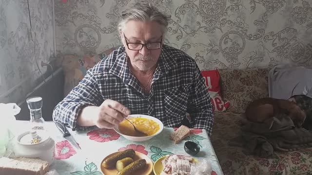 На ПЕНСИИ в ДЕРЕВНЕ. Хроника дня. Все в делах