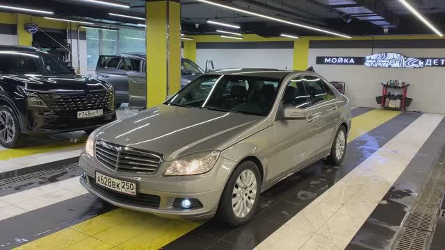 Mercedes Benz W204