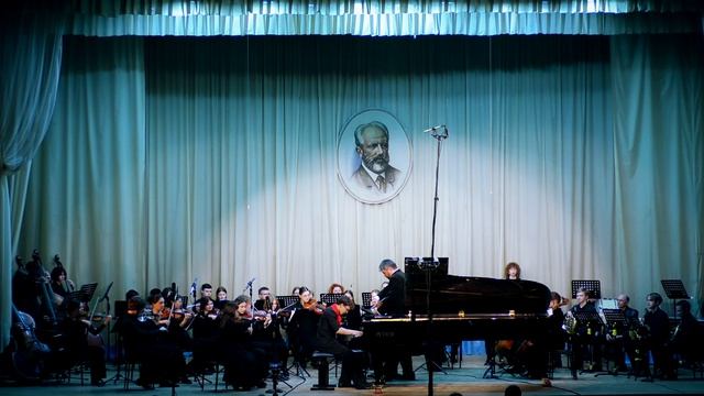 П.Чайковский - М.Плетнев - Красная шапочка и Серый волк из балета «Спящая красавица»