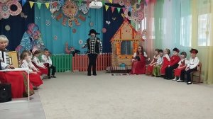 25692_1-01 Фрагмент мероприятия Фольклорный праздник в детском саду