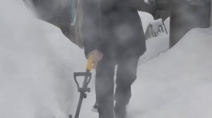 МОЯ  ЭЛЕКТРИЧЕСКАЯ  МИНИ  ЛОПАТА  ДЛЯ  СНЕГА.  Постановка  Александра  Белых.  2021 год