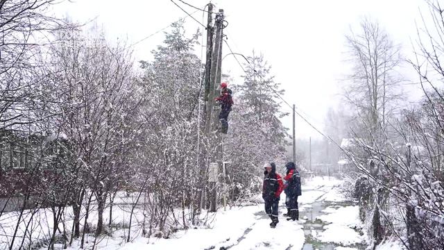 В Егорьевске восстанавливают электроснабжение после аварии